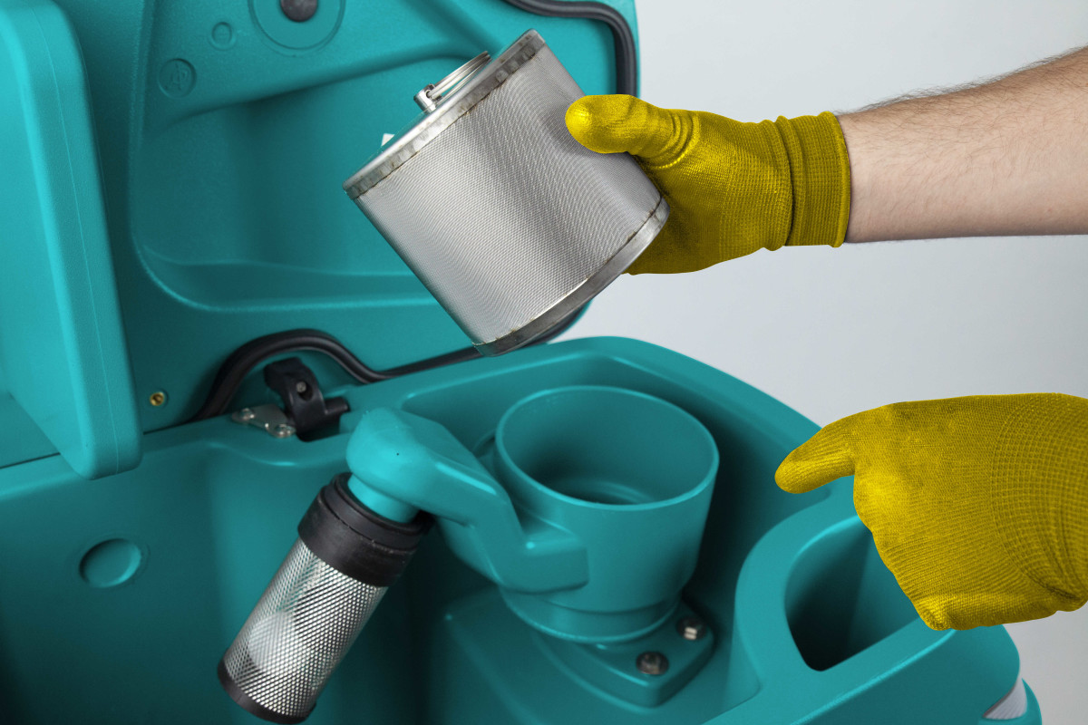 E81 | AUTOLAVEUSE AUTOTRACTEE Autolaveuses