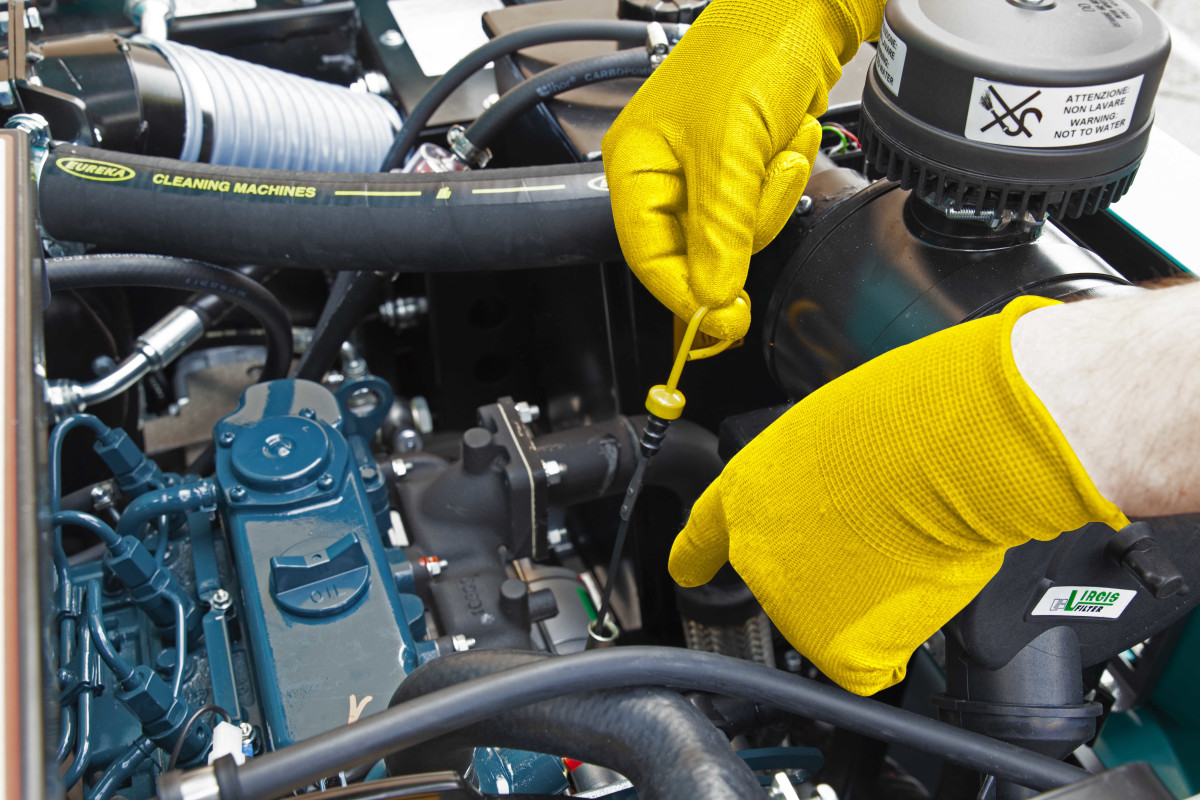 MAGNUM | BALAYEUSE AUTOPORTEE HYDRAULIQUE Balayeuses