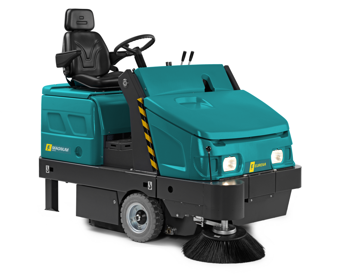 MAGNUM | BALAYEUSE AUTOPORTEE HYDRAULIQUE Balayeuses