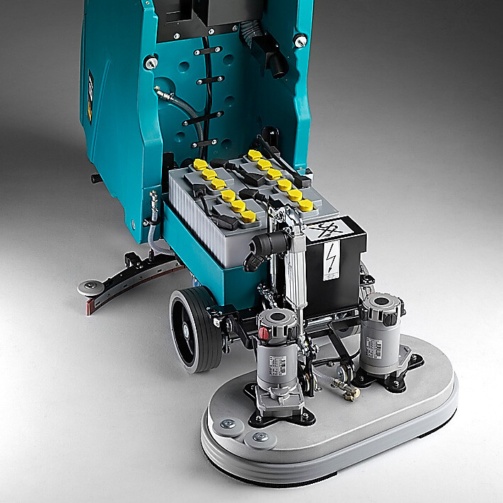 E51 | AUTOLAVEUSE AUTOTRACTEE à batteries Autolaveuses