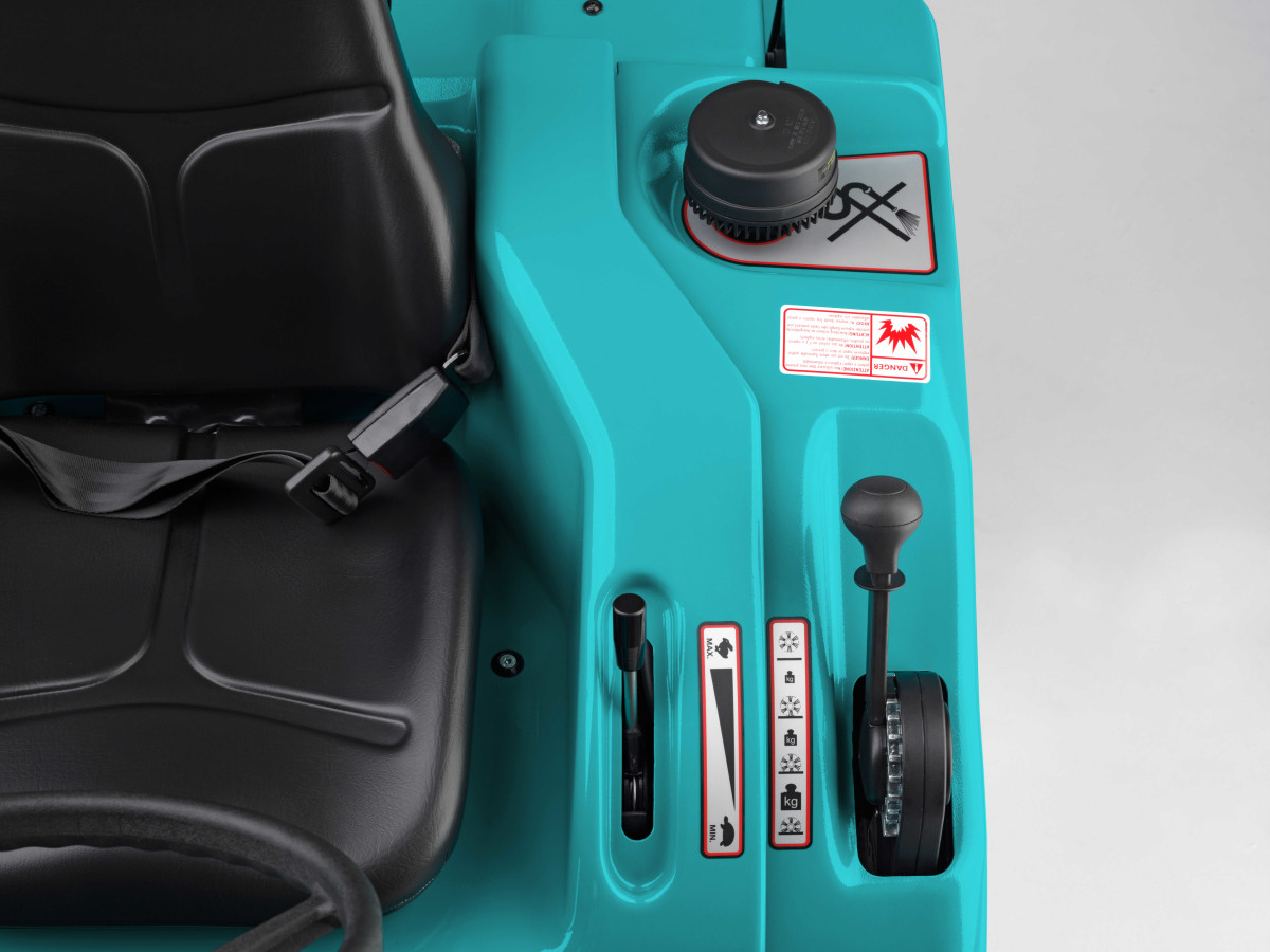 XTREMA | BALAYEUSE AUTOPORTEE Autolaveuse - Balayeuse